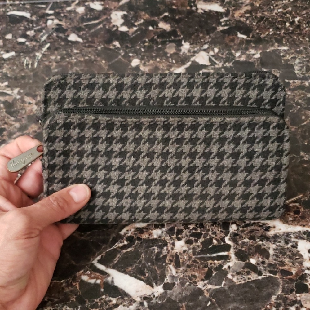 Thirty-one wallet